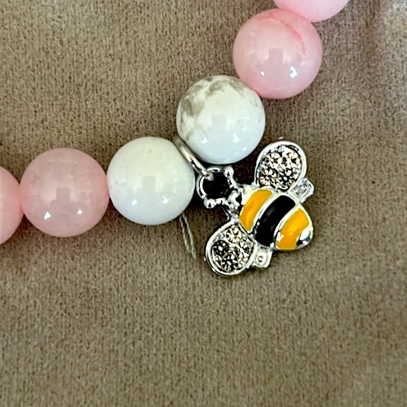 Teacher Appreciation Gift - Beautiful Beaded Bracelet & enamel bee. NWOT - Picture 4 of 4